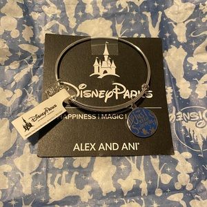 ALEX & ANI BANGLE JUST KEEP SWIMMING